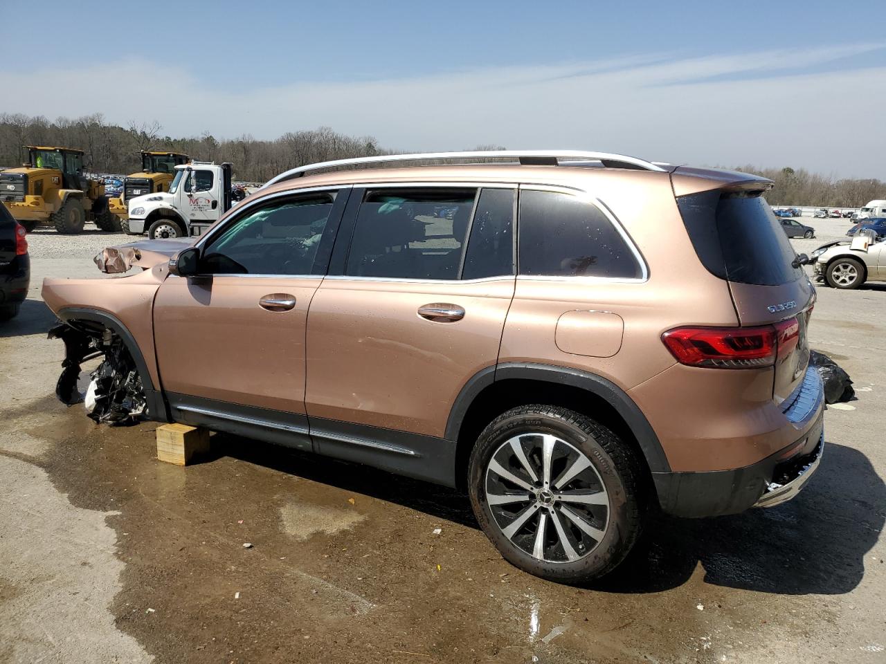 2023 Mercedes-Benz GLB - Image 2