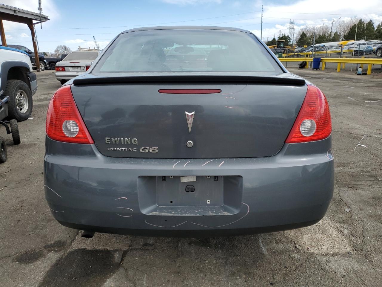 2009 Pontiac G6 - Image 6