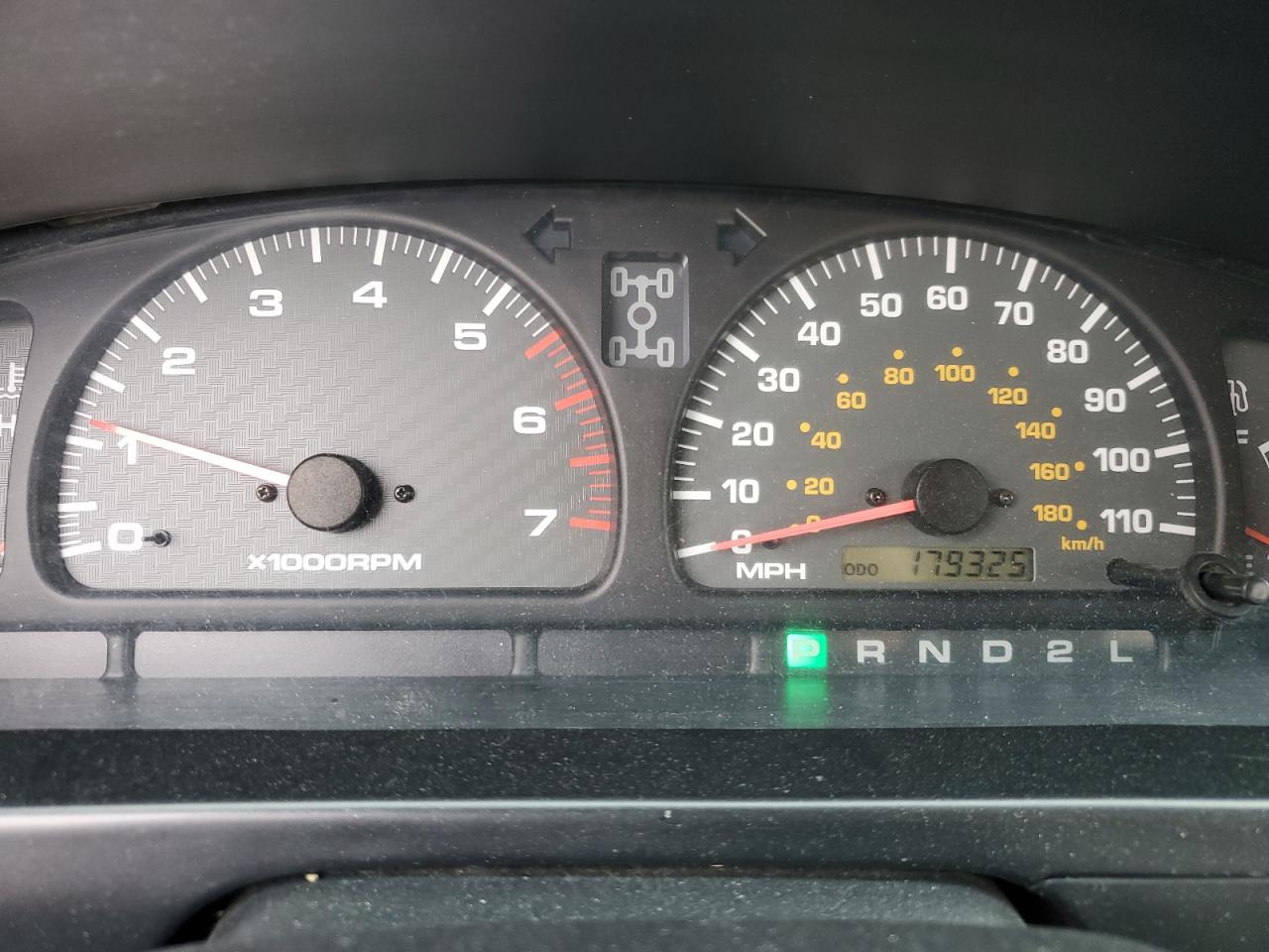 2002 Toyota 4Runner - Image 9