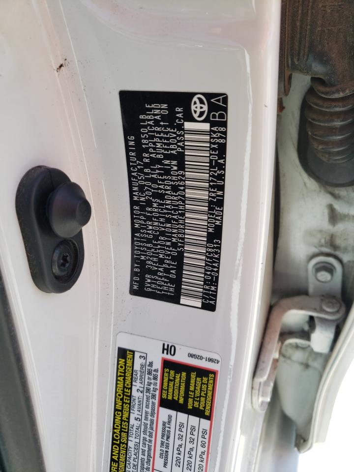 2017 Toyota Corolla L VIN: 5YFBURHE1HP704629 Lot: 49535875