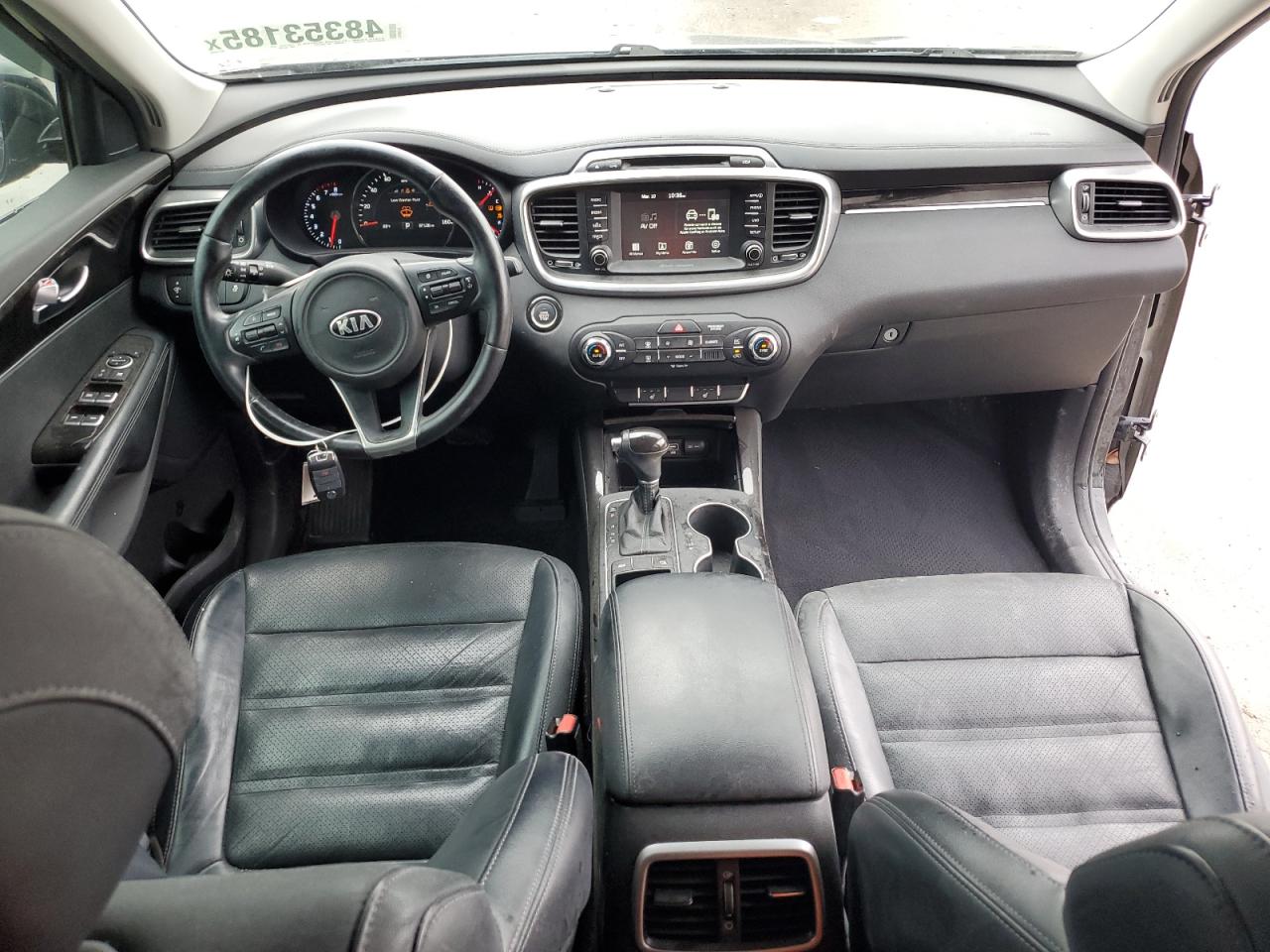 2017 Kia Sorento - Image 8