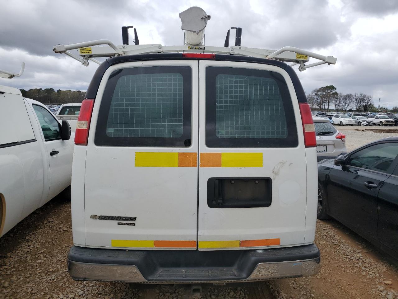 1GCWGFCA4E1152989 2014 Chevrolet Express G2500