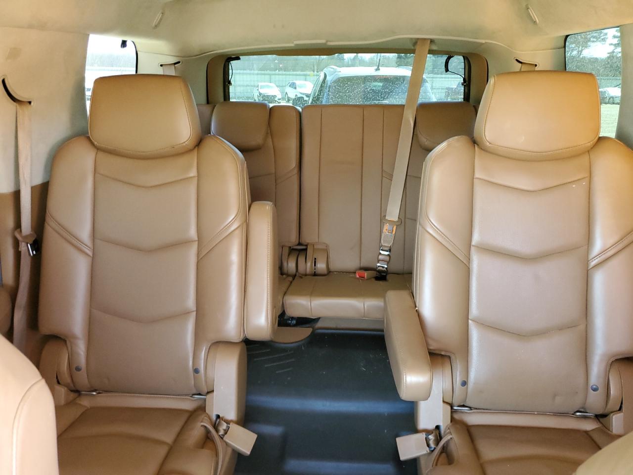 2016 Cadillac Escalade - Image 10