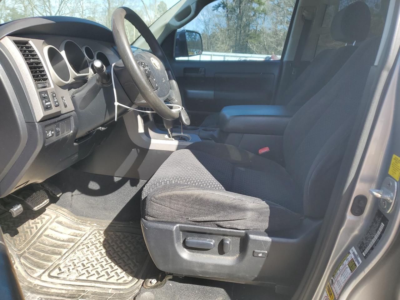 2010 Toyota Tundra - Image 7