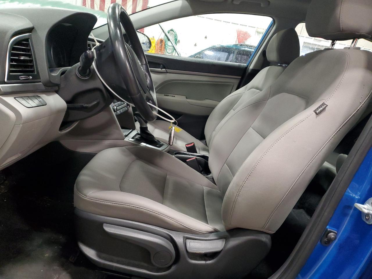 2018 Hyundai Elantra - Image 7