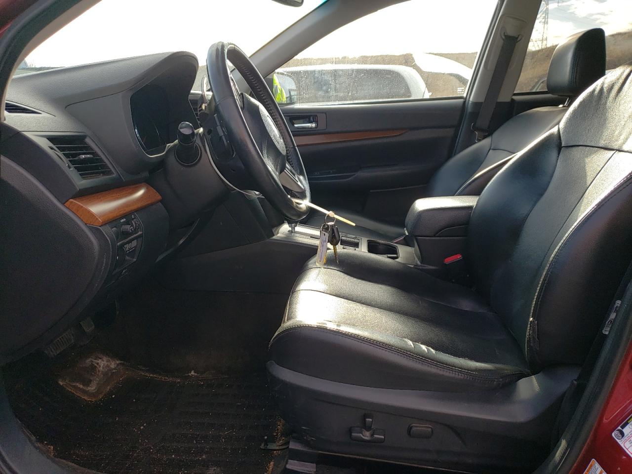 2014 Subaru Outback - Image 7