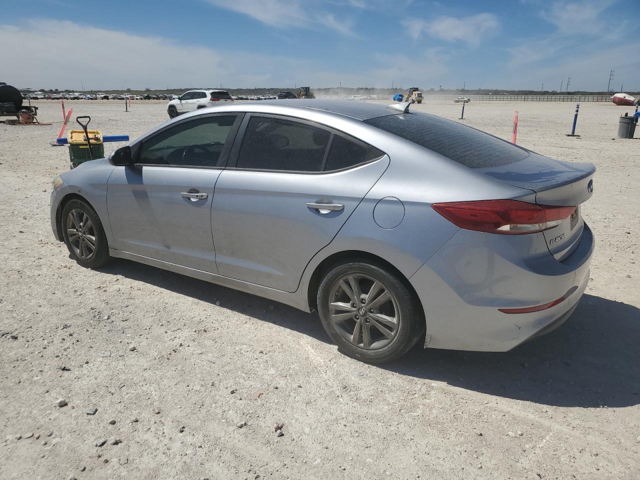 2017 Hyundai Elantra - Image 2