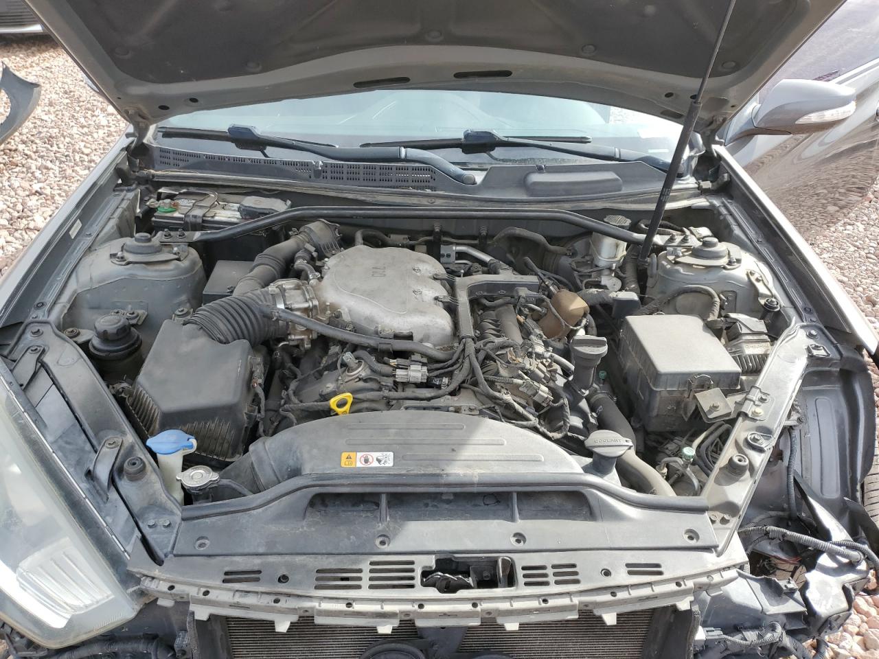 2013 Hyundai Genesis - Image 11