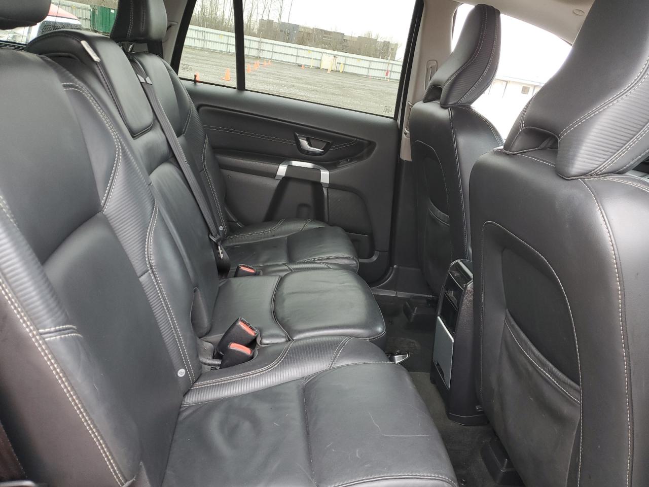 2014 Volvo XC90 - Image 11