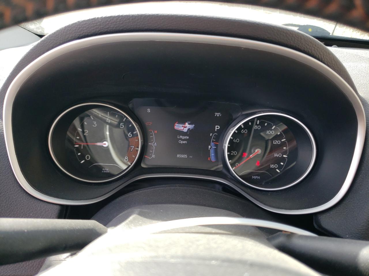 2018 Jeep Compass - Image 9