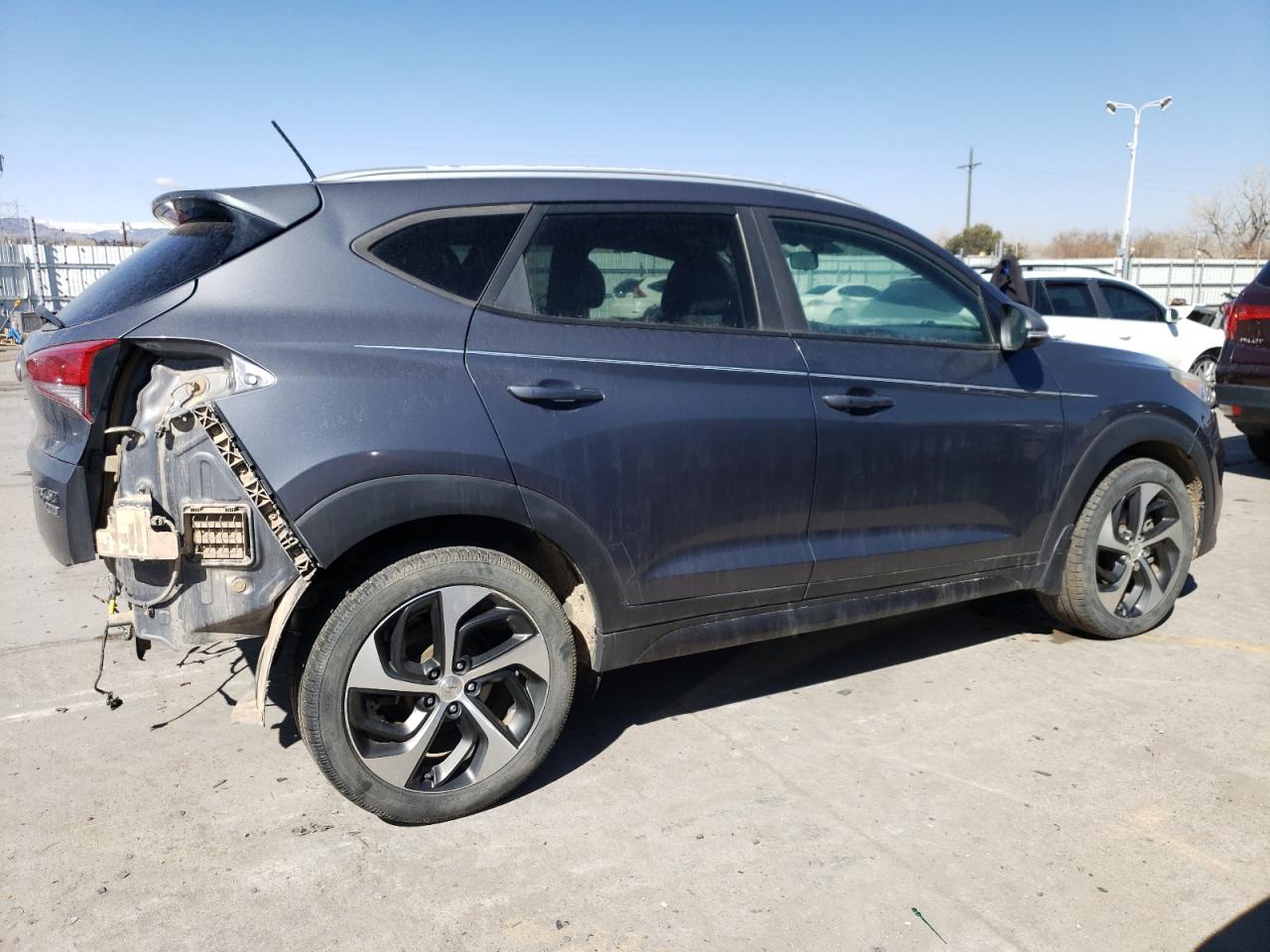 2016 Hyundai Tucson - Image 3