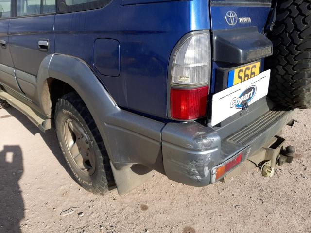 2001 TOYOTA LANDCRUISE