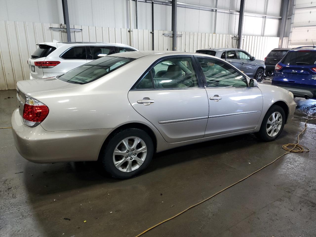 2006 Toyota Camry - Image 3