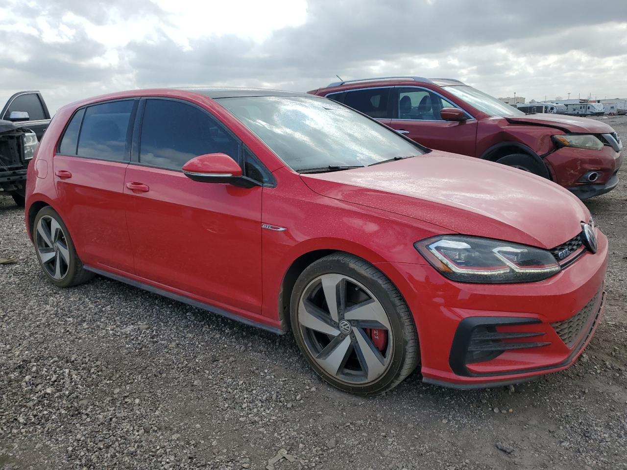 2018 Volkswagen GTI - Image 4