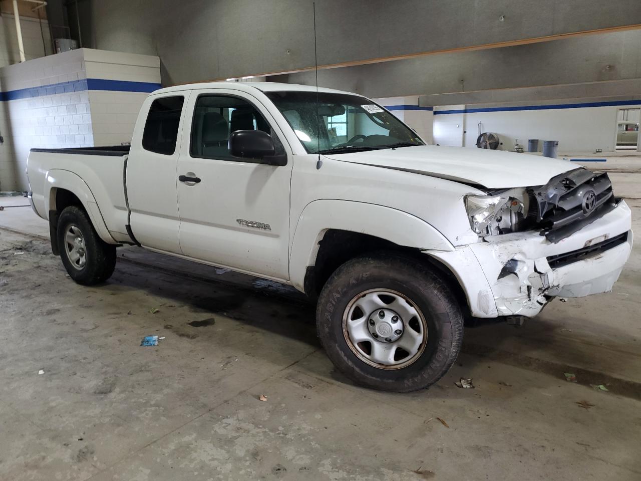 2010 Toyota Tacoma - Image 4