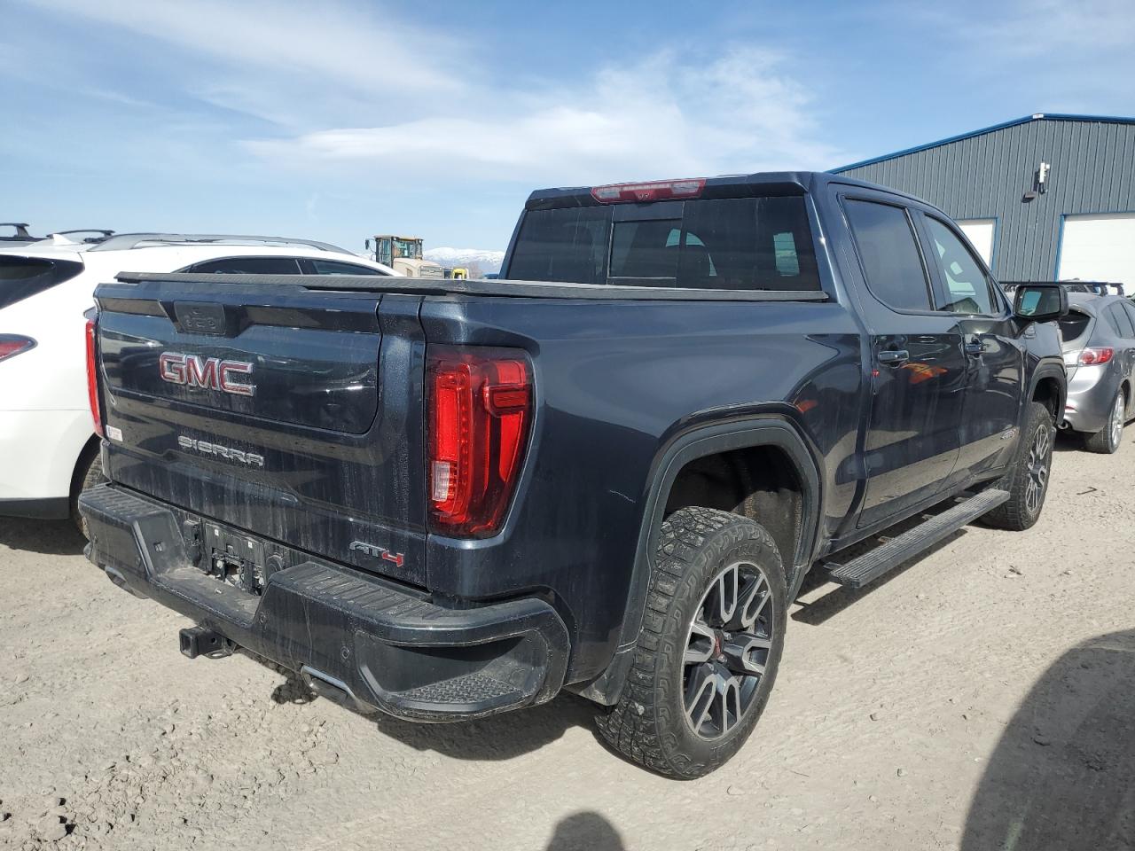 2021 GMC Sierra - Image 3
