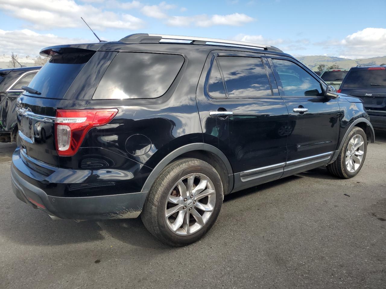 2012 Ford Explorer - Image 3