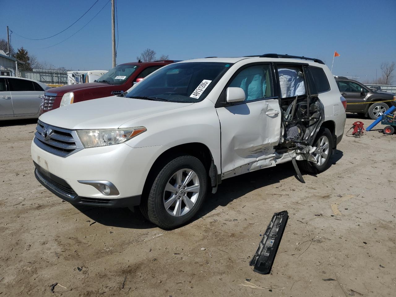 2013 Toyota Highlander - Image 1