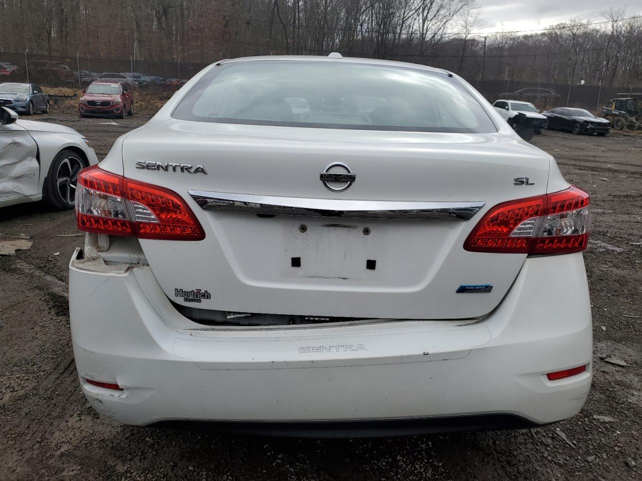 2013 Nissan Sentra - Image 6