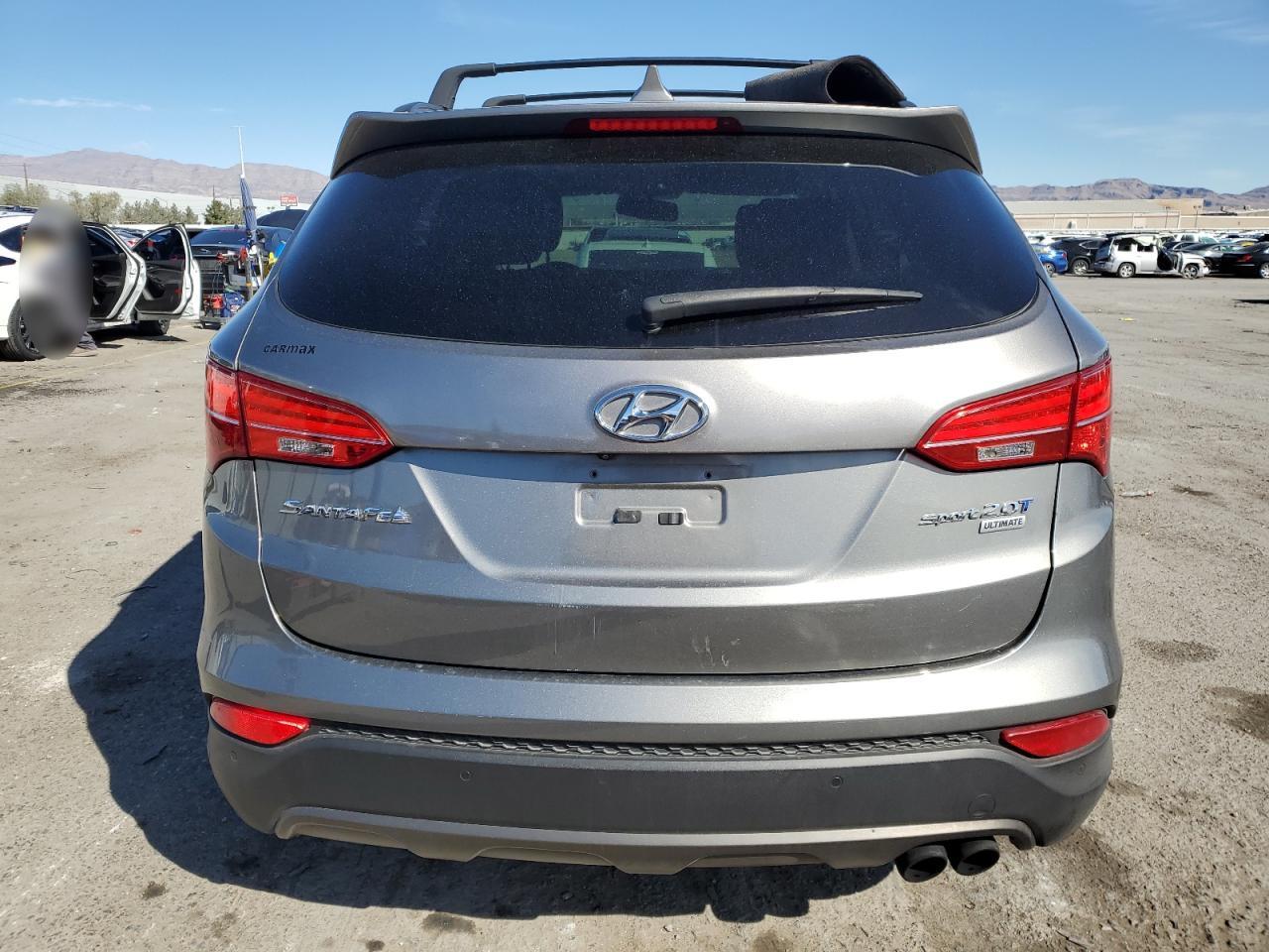 2015 Hyundai Santa Fe - Image 6