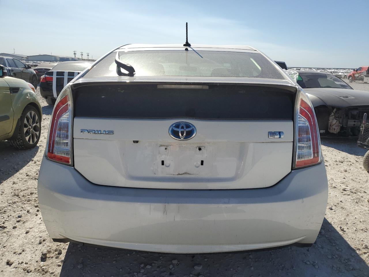 2012 Toyota Prius - Image 6
