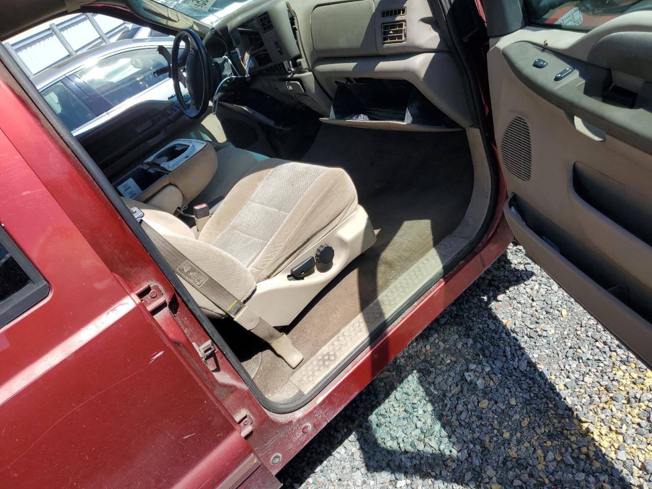 2003 Ford F250 - Image 8