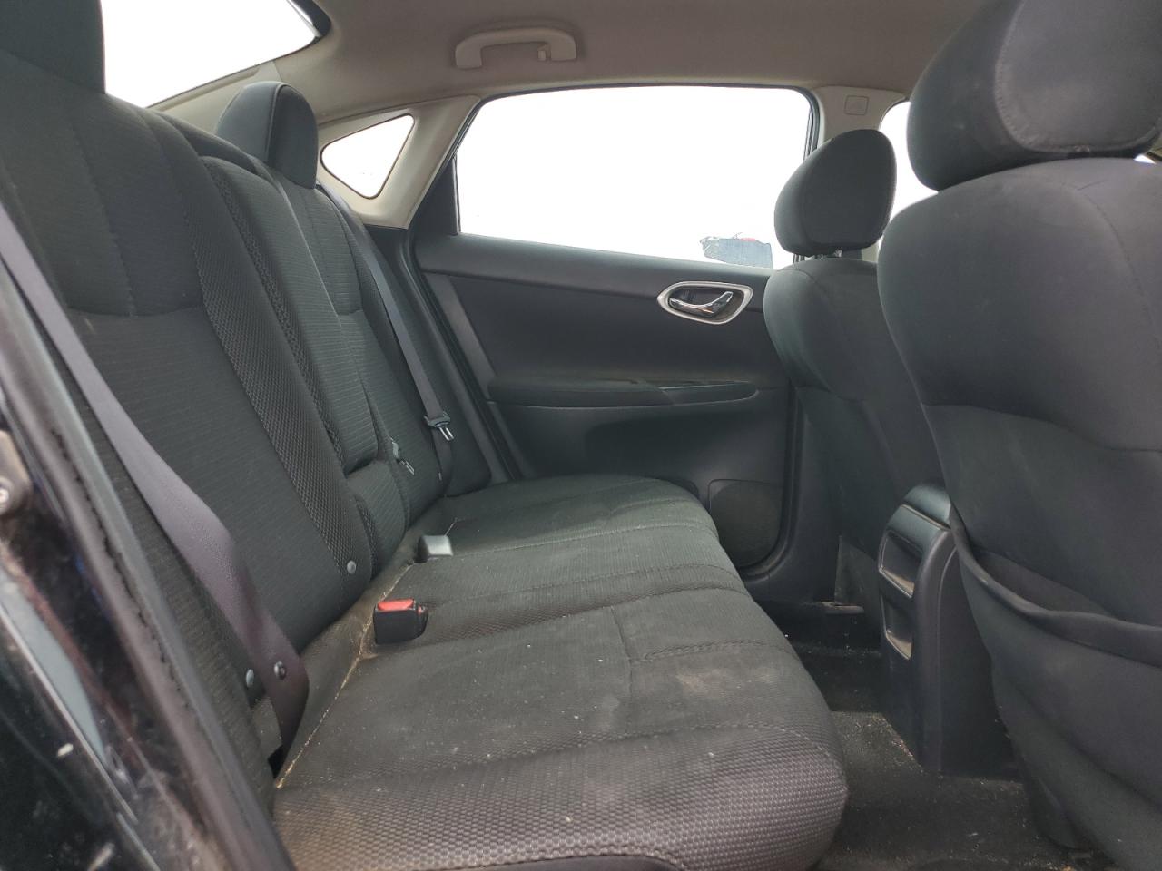 2013 Nissan Sentra - Image 10