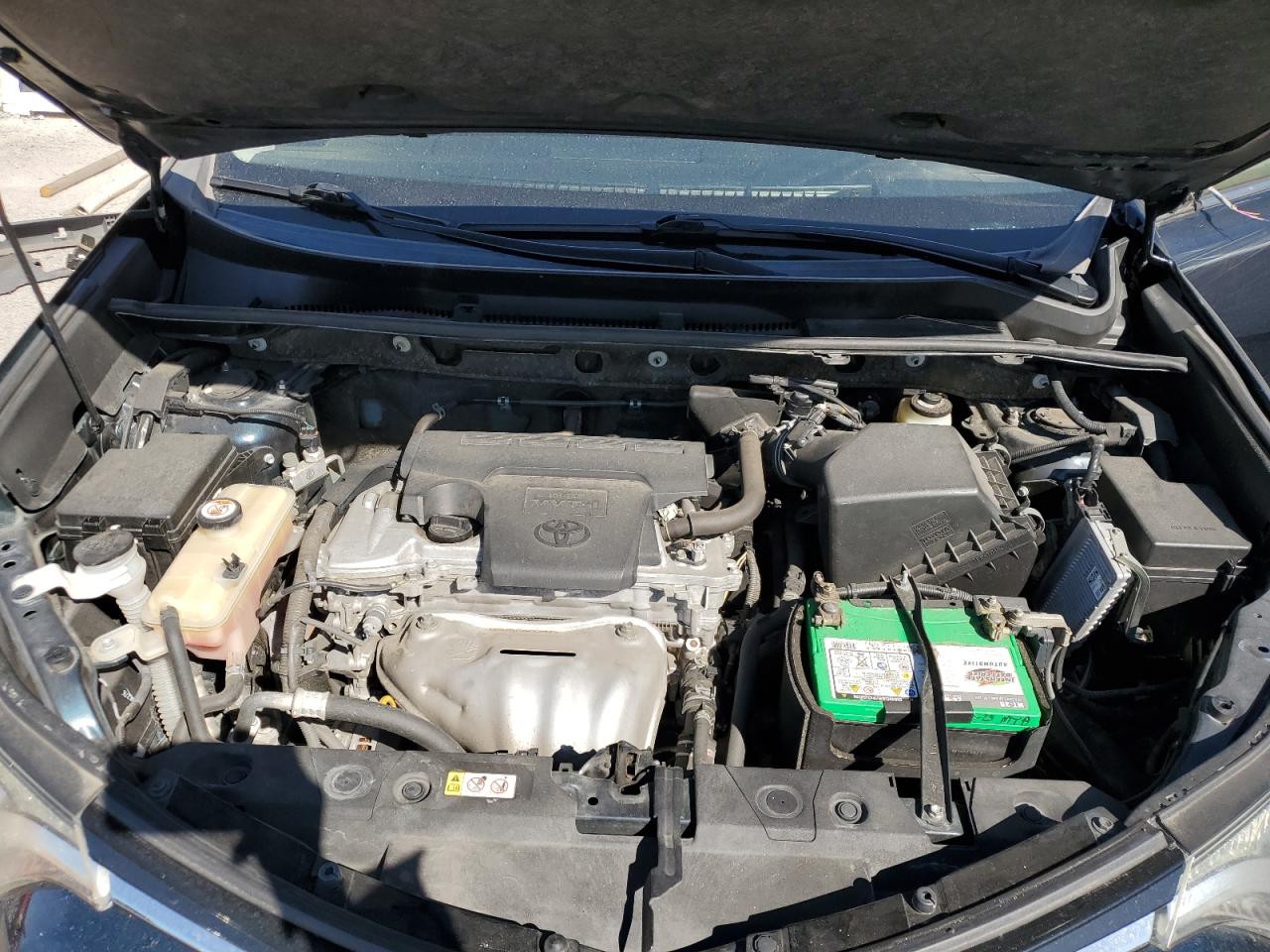 2018 Toyota RAV 4 - Image 12