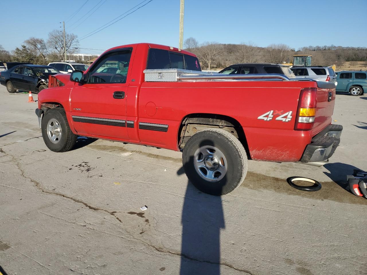 2000 Chevrolet Silverado - Image 2
