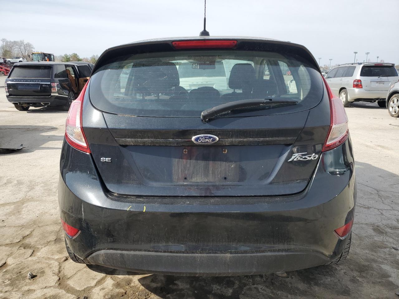 2015 Ford Fiesta - Image 6