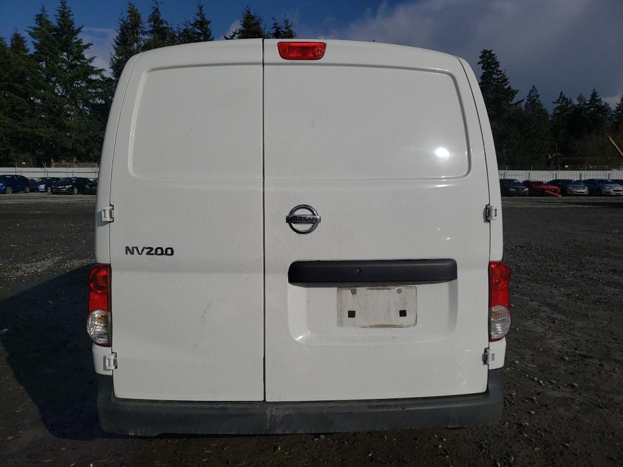 2016 Nissan NV - Image 6