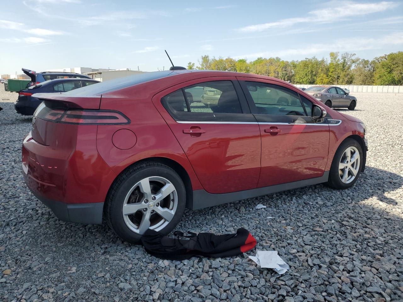 2015 Chevrolet Volt - Image 3