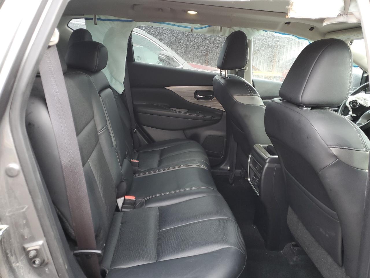2015 Nissan Murano - Image 10