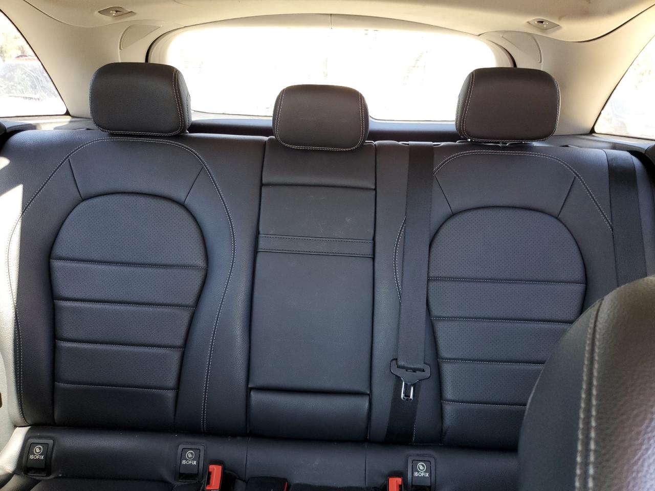 2016 Mercedes-Benz GLC - Image 10