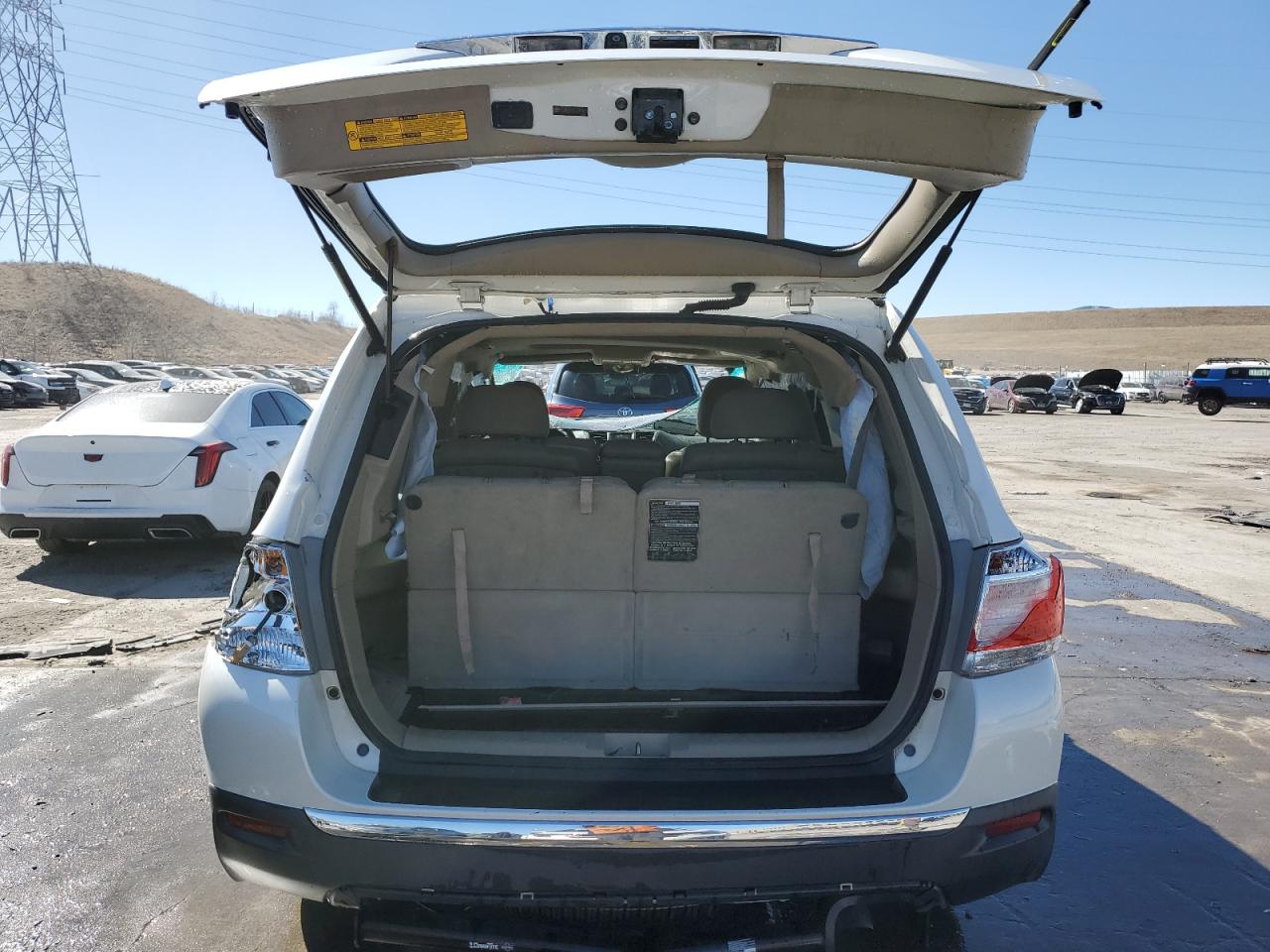 2012 Toyota Highlander - Image 6