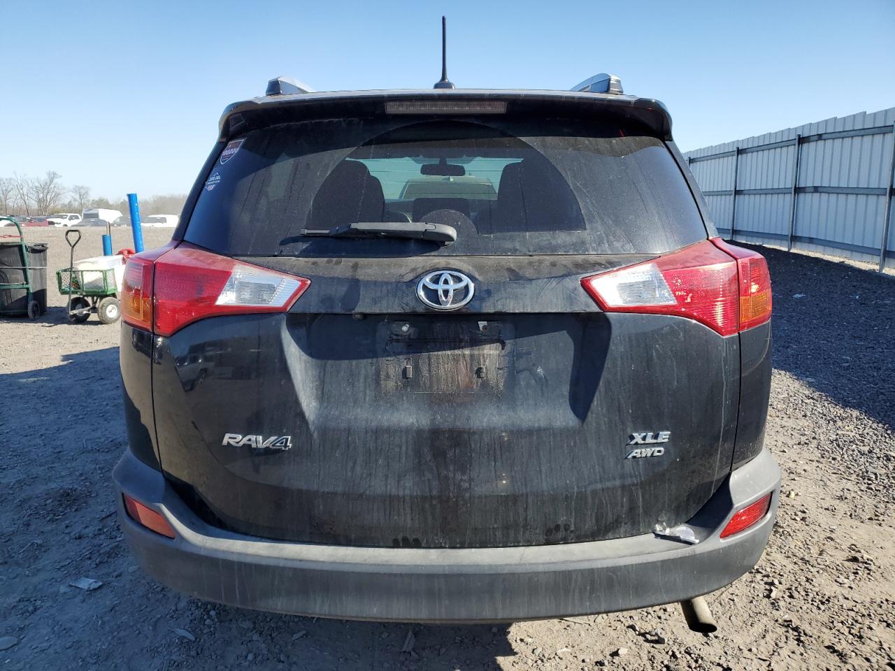 2015 Toyota RAV 4 - Image 6