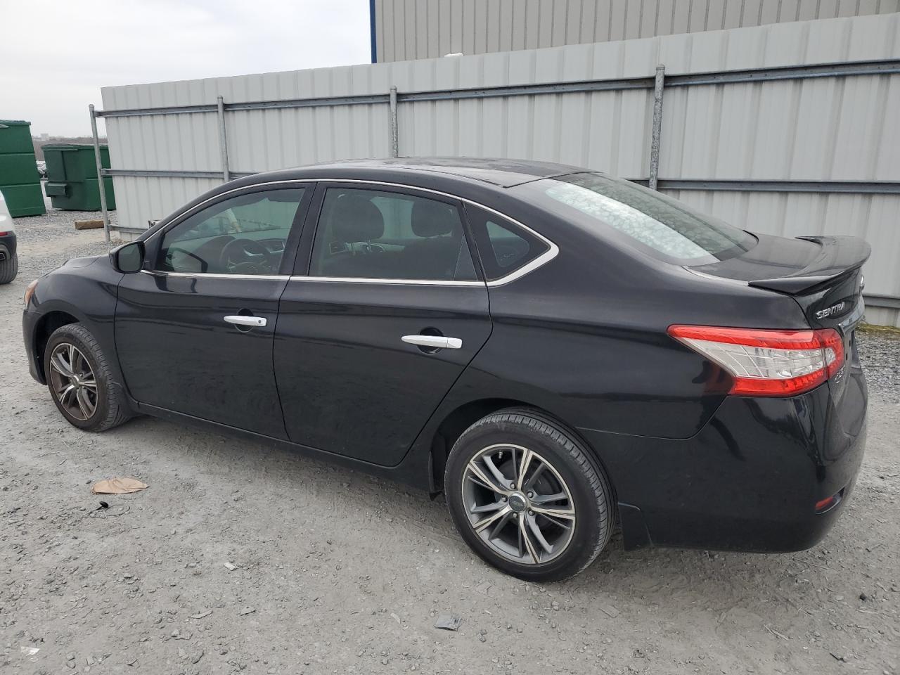 2015 Nissan Sentra - Image 2