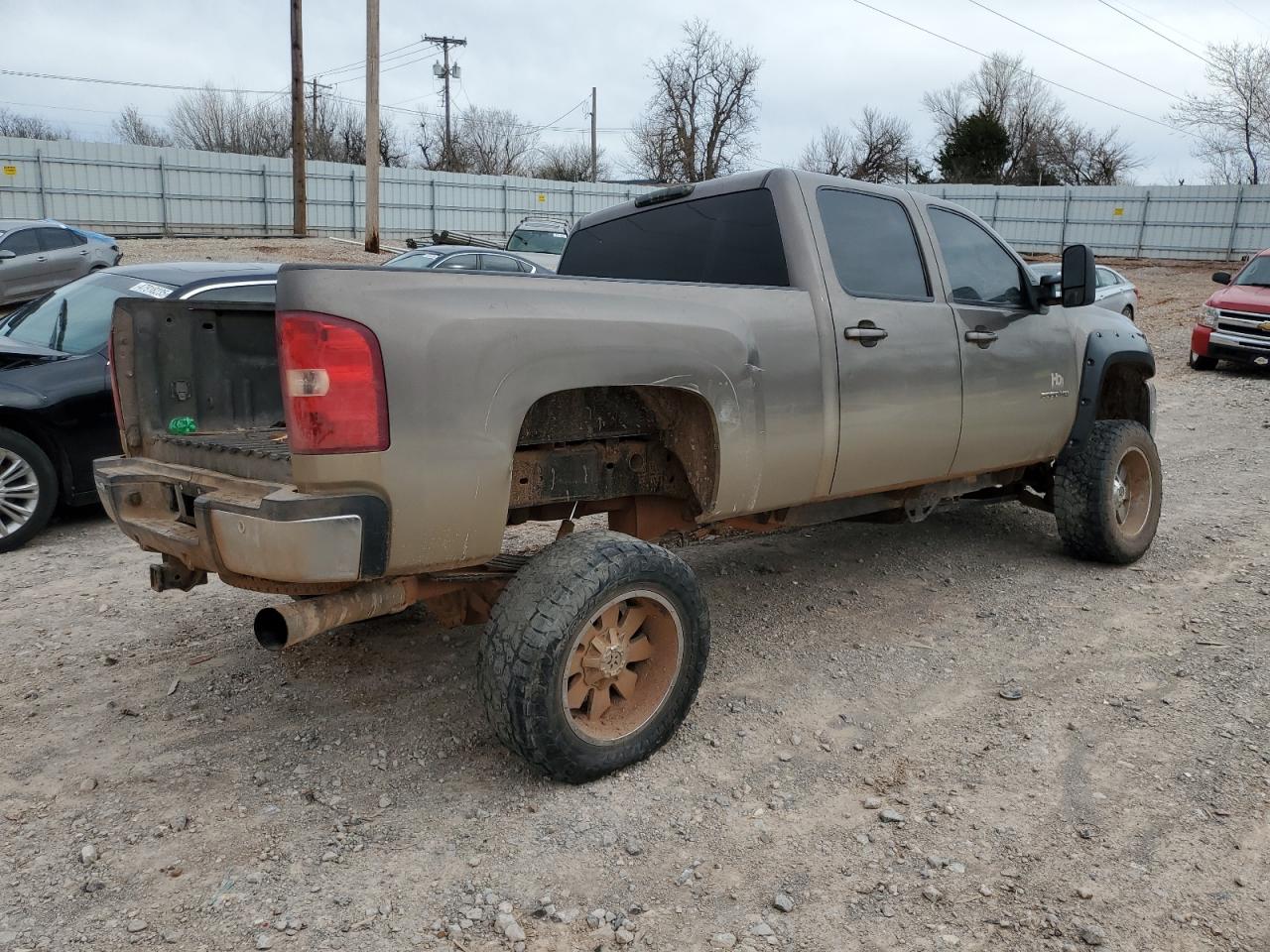 2008 Chevrolet Silverado - Image 3