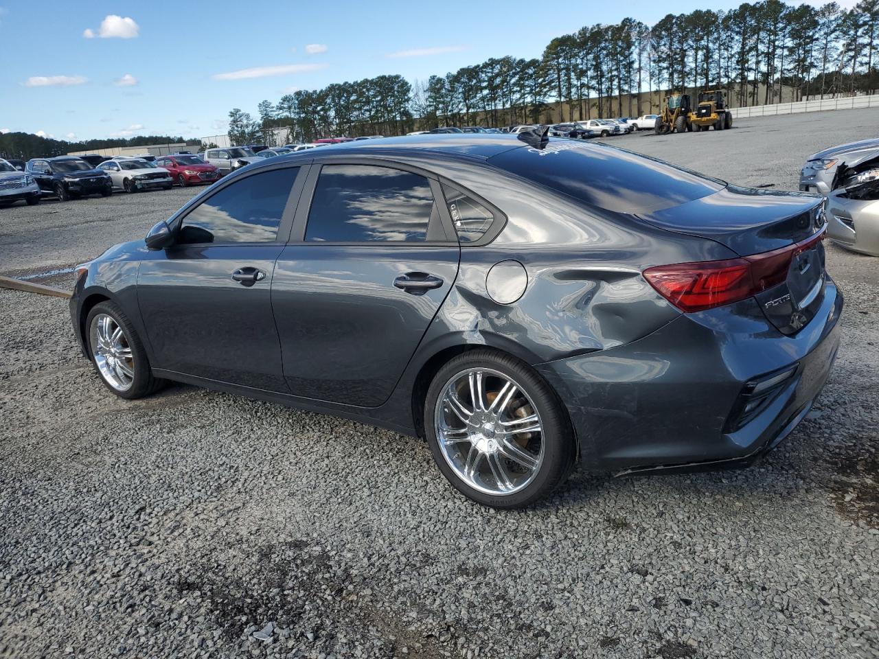 2021 Kia Forte - Image 2