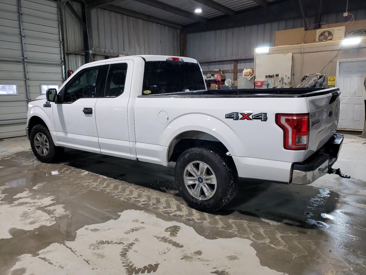 2015 Ford F-150 - Image 2