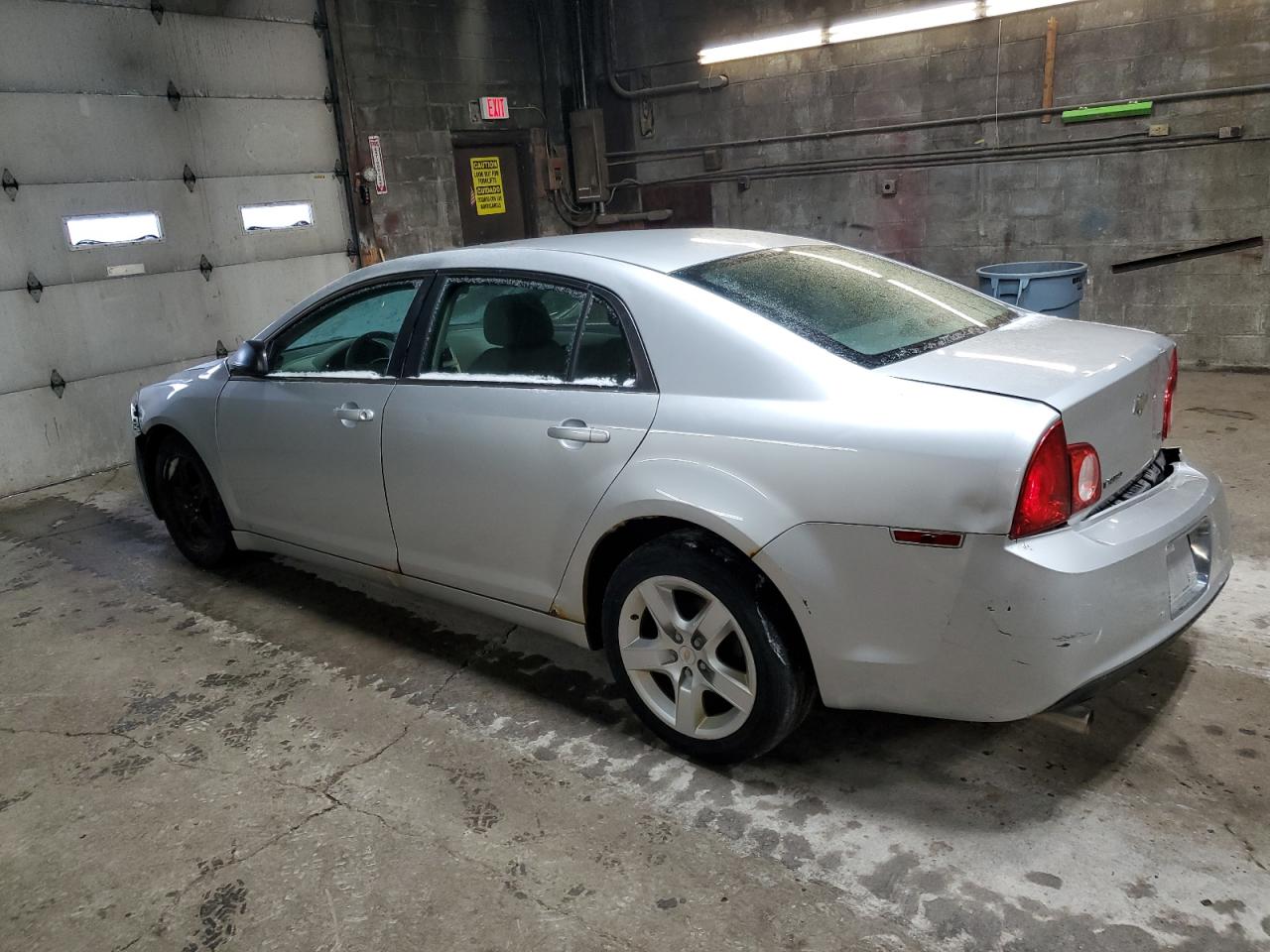 2009 Chevrolet Malibu - Image 2