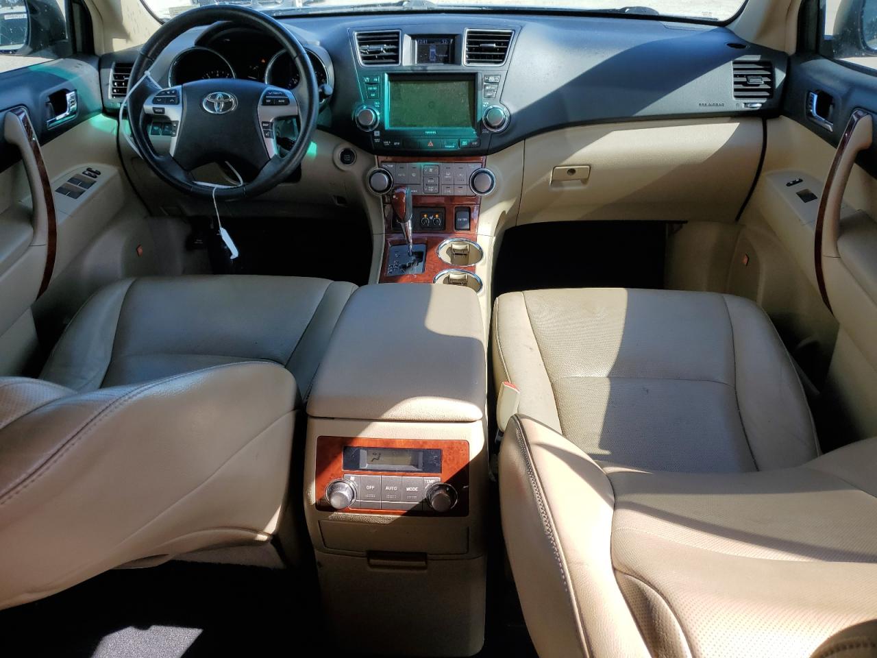 2012 Toyota Highlander - Image 8