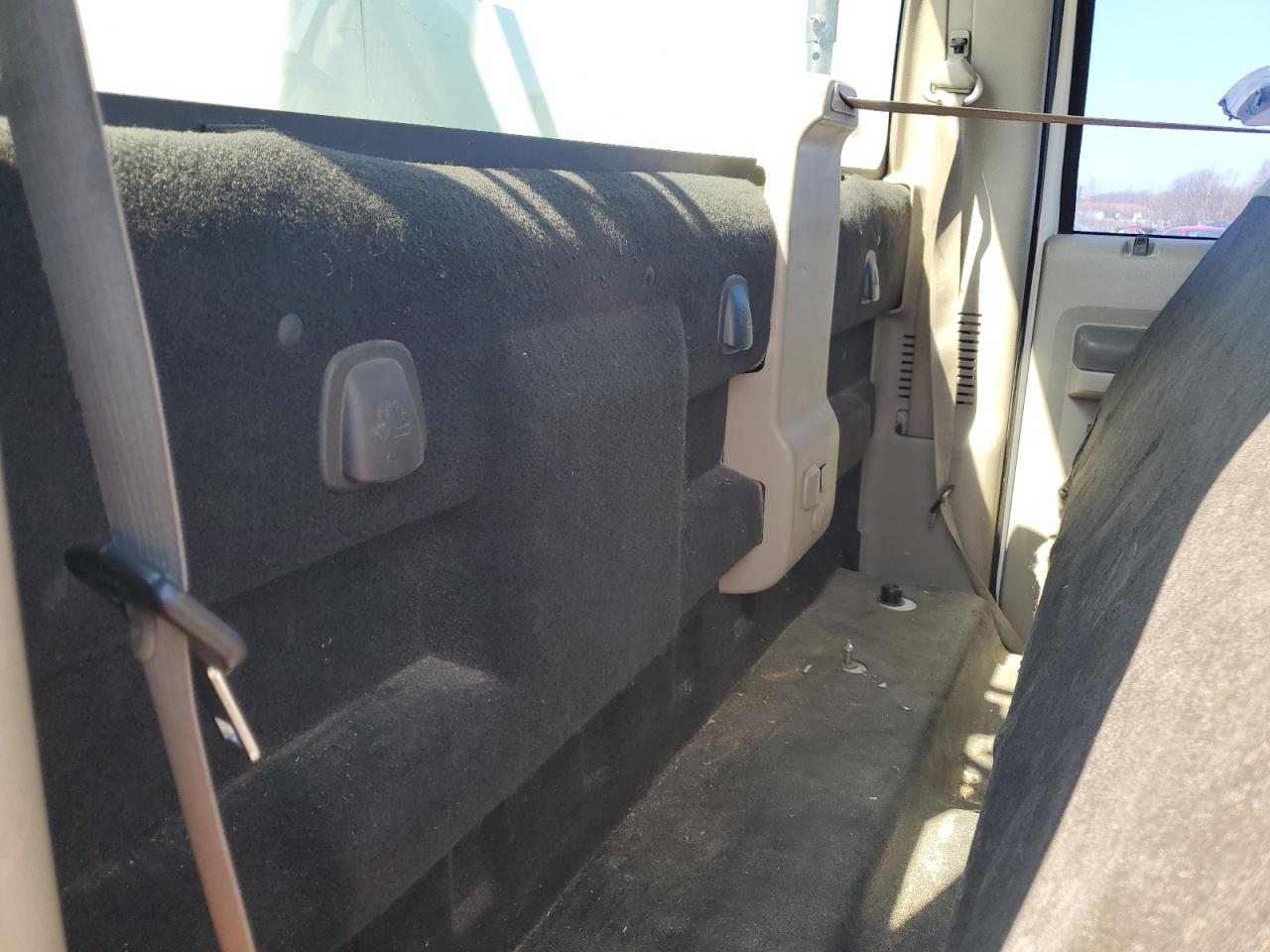 2008 Ford F250 - Image 10