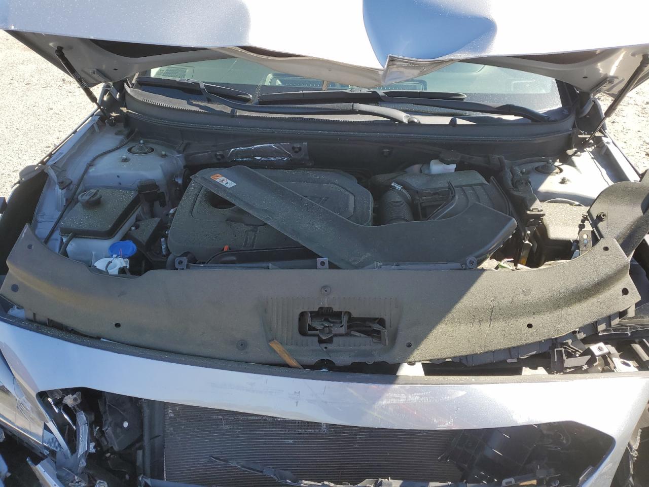 2015 Hyundai Sonata - Image 13