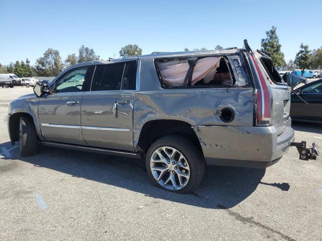  CADILLAC ESCALADE 2017 Srebrny
