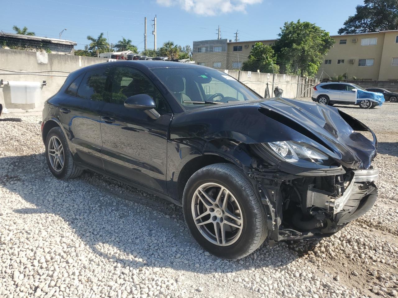 2017 Porsche Macan - Image 4