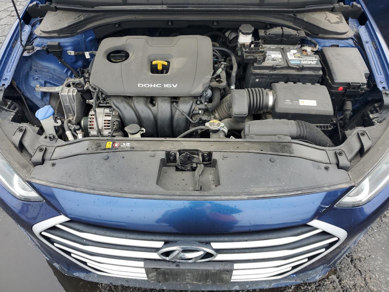2018 Hyundai Elantra - Image 11