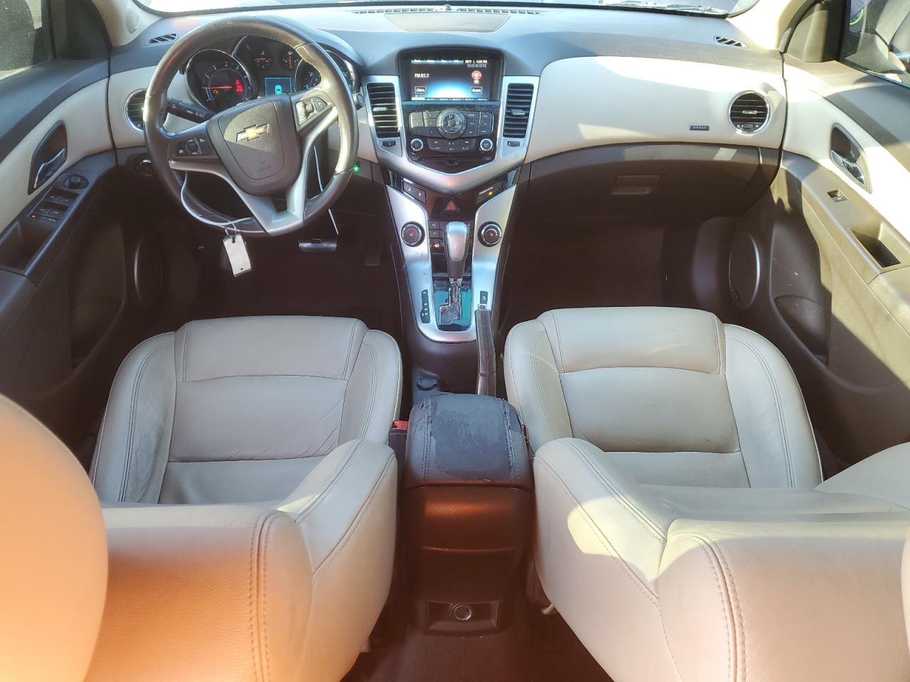 2012 Chevrolet Cruze - Image 8
