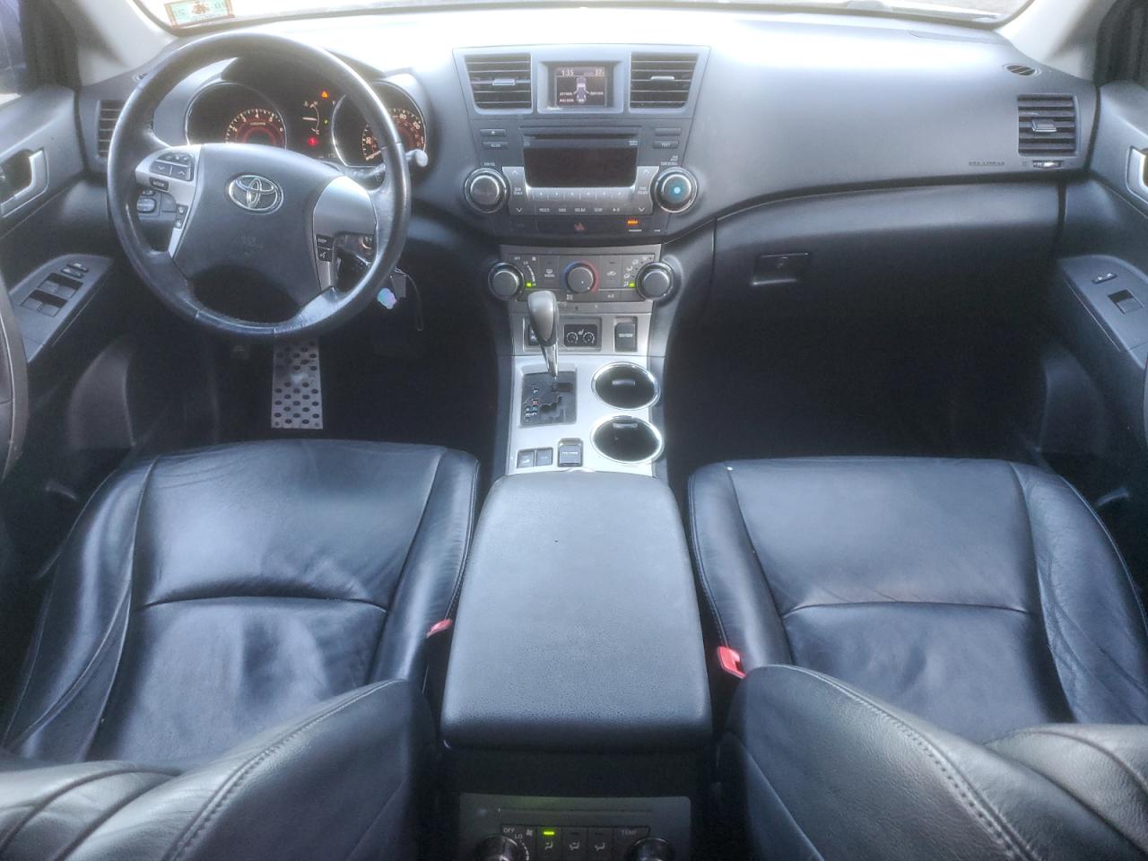 2003 Honda CR-V - Image 8