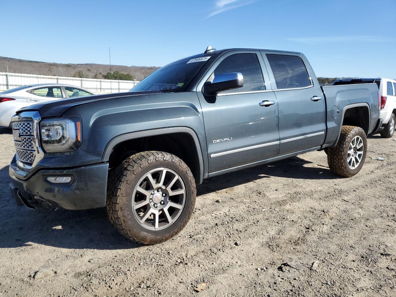 2017 GMC Sierra - Image 1